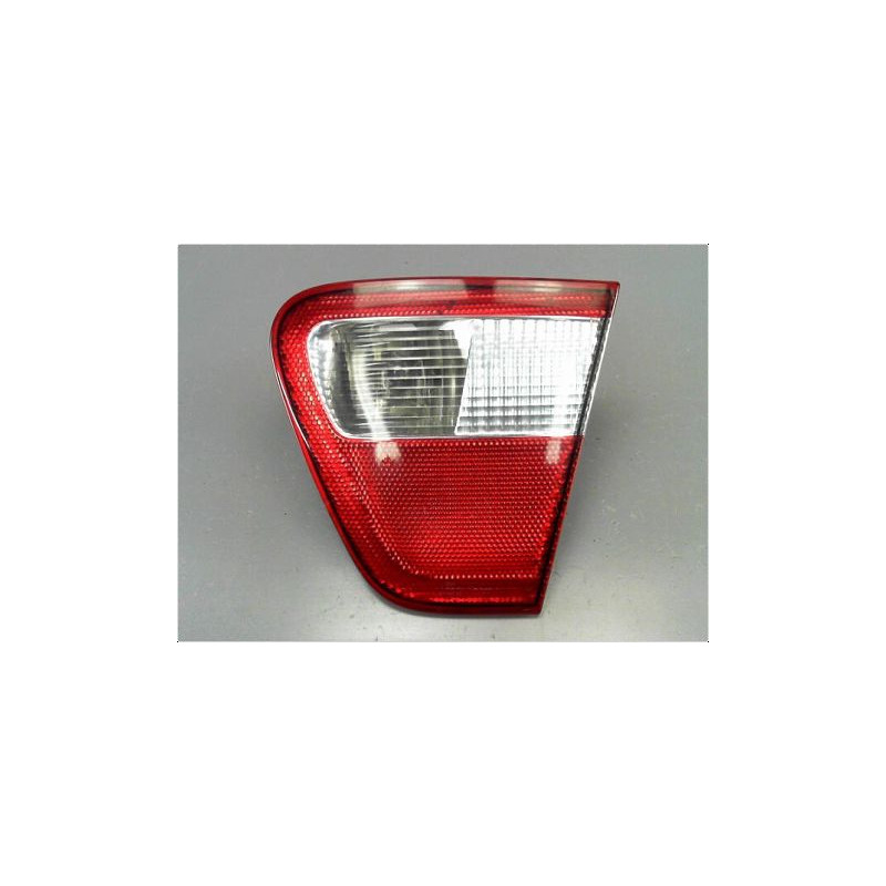 FEU ARRIERE INTERIEUR DROIT SEAT CORDOBA 99-2002