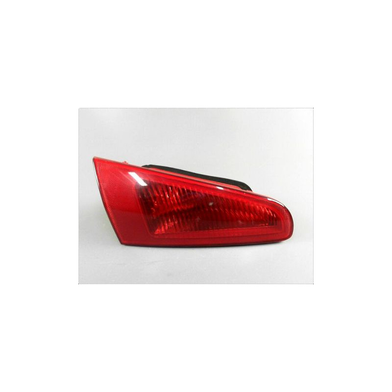 FEU ARRIERE INTERIEUR GAUCHE ALFA ROMEO 147 3P
