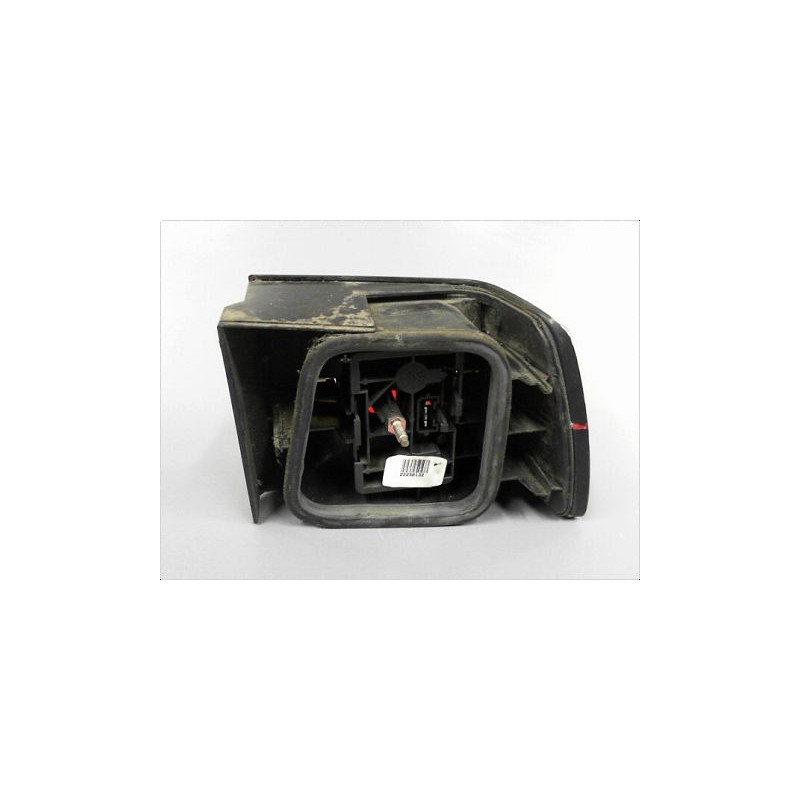 FEU ARRIERE GAUCHE  CITROEN XANTIA 97-2002