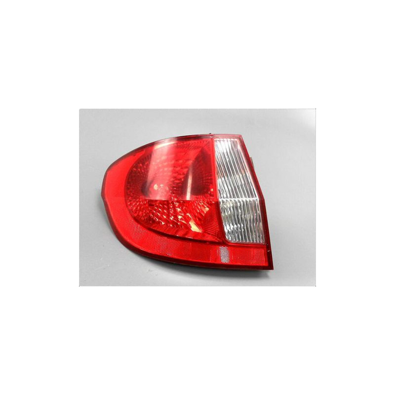 FEU ARRIERE GAUCHE  HYUNDAI GETZ 05-10