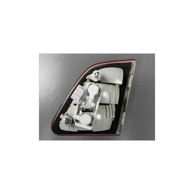FEU ARRIERE INTERIEUR GAUCHE MERCEDES CLASSE B 08-11