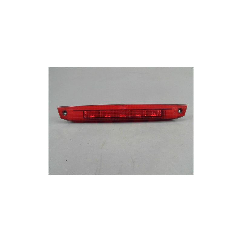 FEUX STOP SUPPLEMENTAIRE FORD FOCUS II 08-10