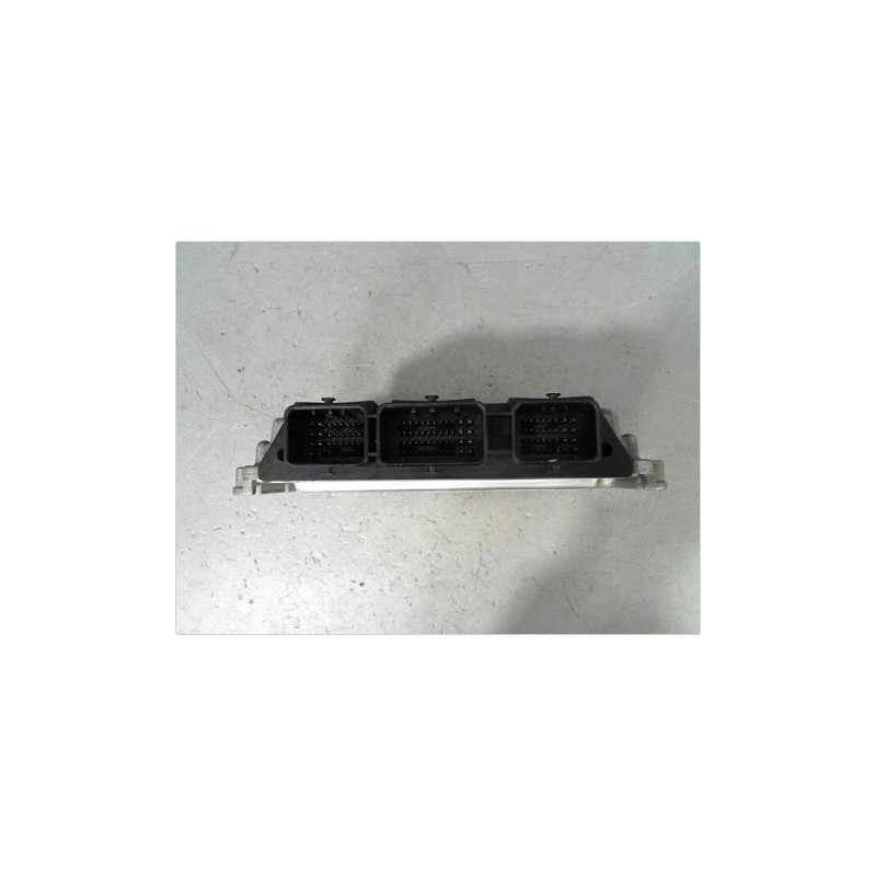 CALCULATEUR MOTEUR RENAULT SCENIC II PH1 02-06