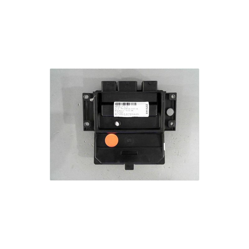 CALCULATEUR MOTEUR RENAULT CLIO II PH.2 01-06