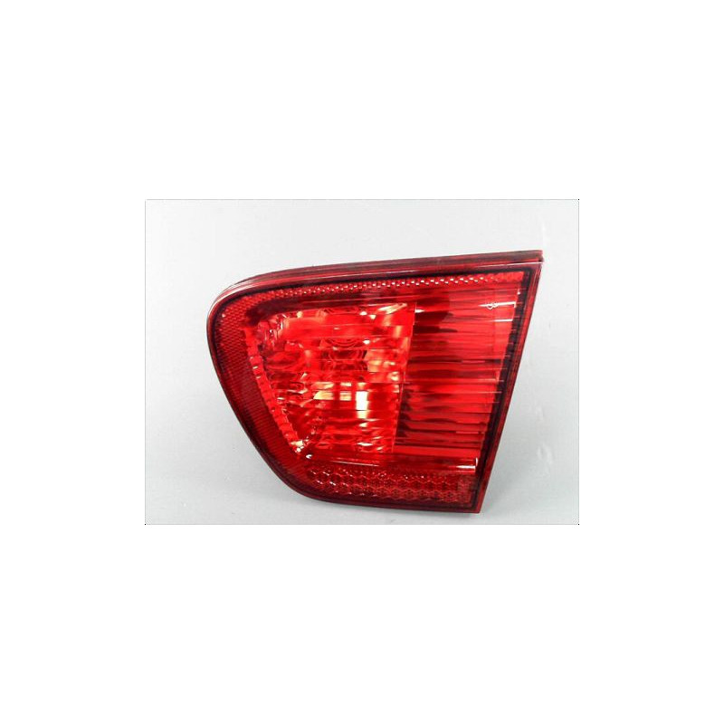 FEU ARRIERE INTERIEUR DROIT SEAT IBIZA 99-2002