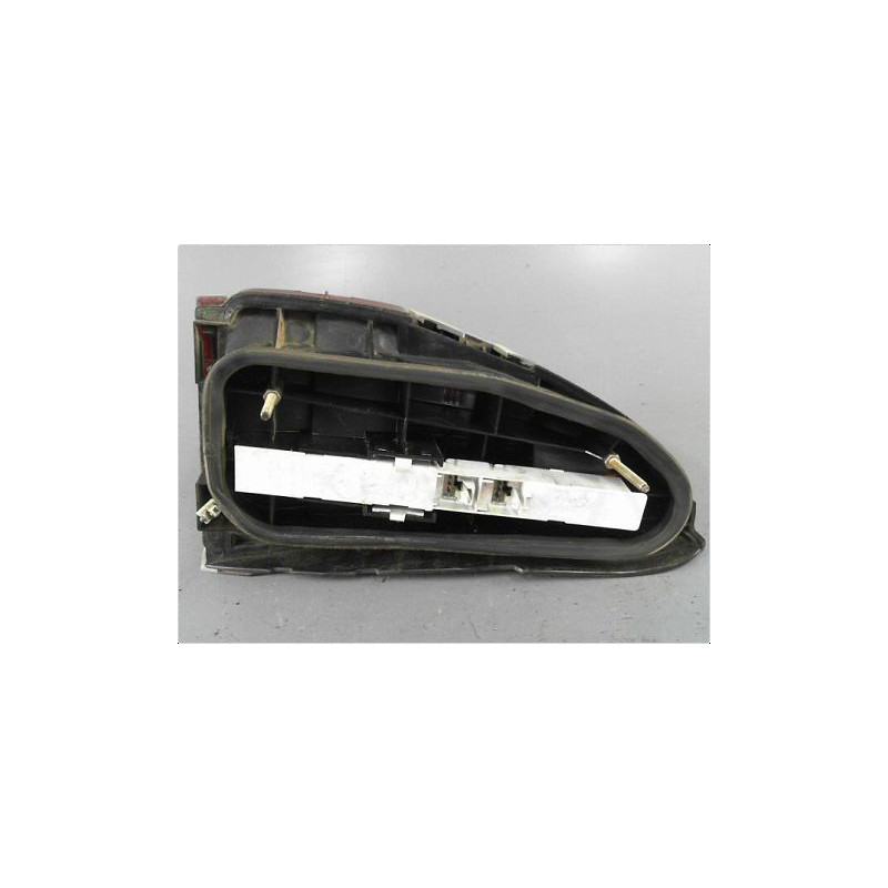 FEU ARRIERE DROIT CITROEN XM -94
