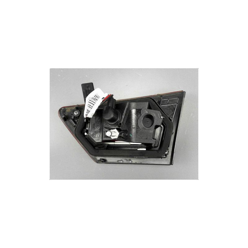 FEU ARRIERE INTERIEUR GAUCHE RENAULT CLIO IV PH2 16-20