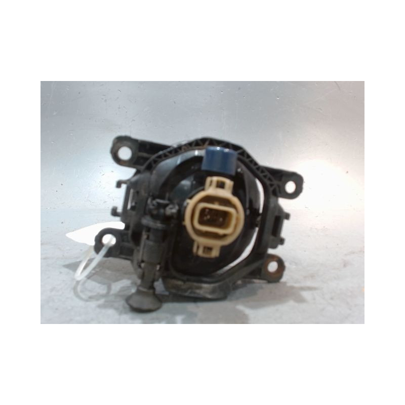 PHARE ANTIBROUILLARD AVANT GAUCHE DACIA LOGAN