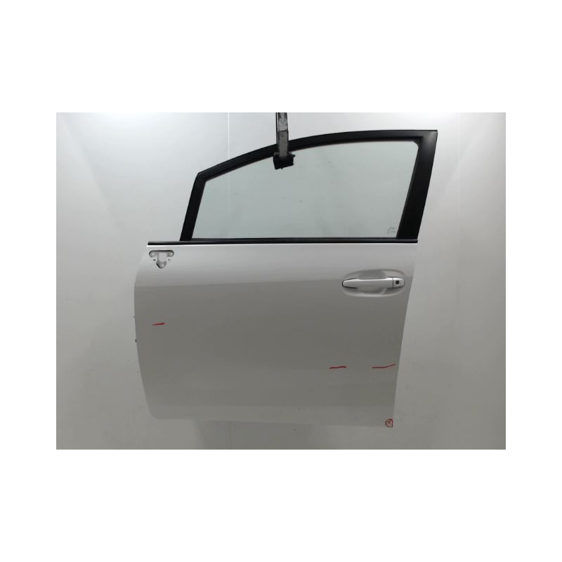 PORTE AVANT GAUCHE TOYOTA VERSO 2010-