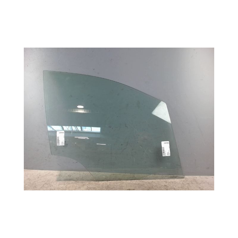 GLACE PORTE AVD PEUGEOT 208