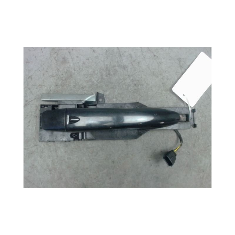 POIGNEE EXTERIEURE PORTE AVANT DROIT NISSAN QASHQAI