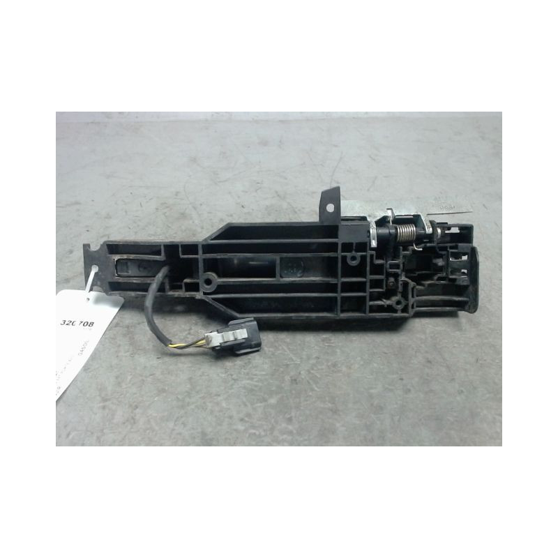 POIGNEE EXTERIEURE PORTE AVANT DROIT NISSAN QASHQAI