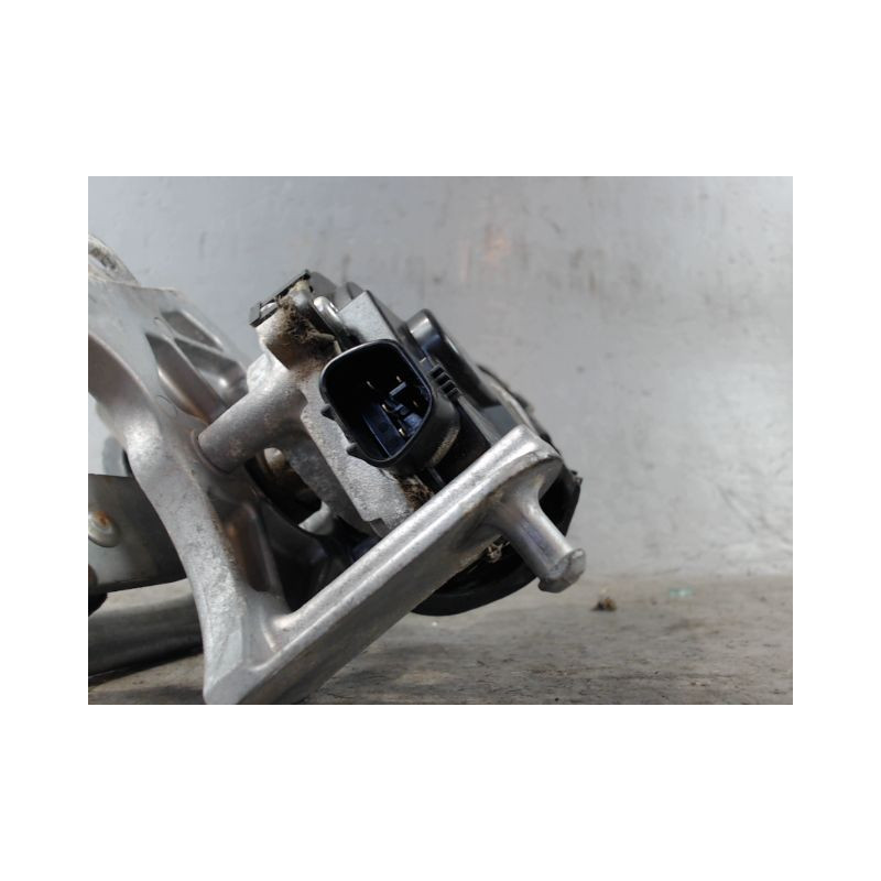 MECANISME ESSUIE-GLACE AVANT TOYOTA RAV4 2006