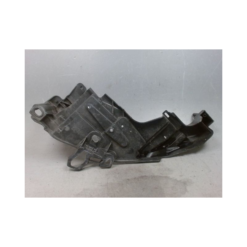 SUPPORT PHARE DROIT RENAULT MEGANE