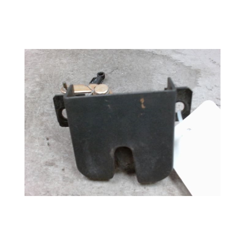 SERRURE HAYON  VOLKSWAGEN CADDY COMBI 2004-
