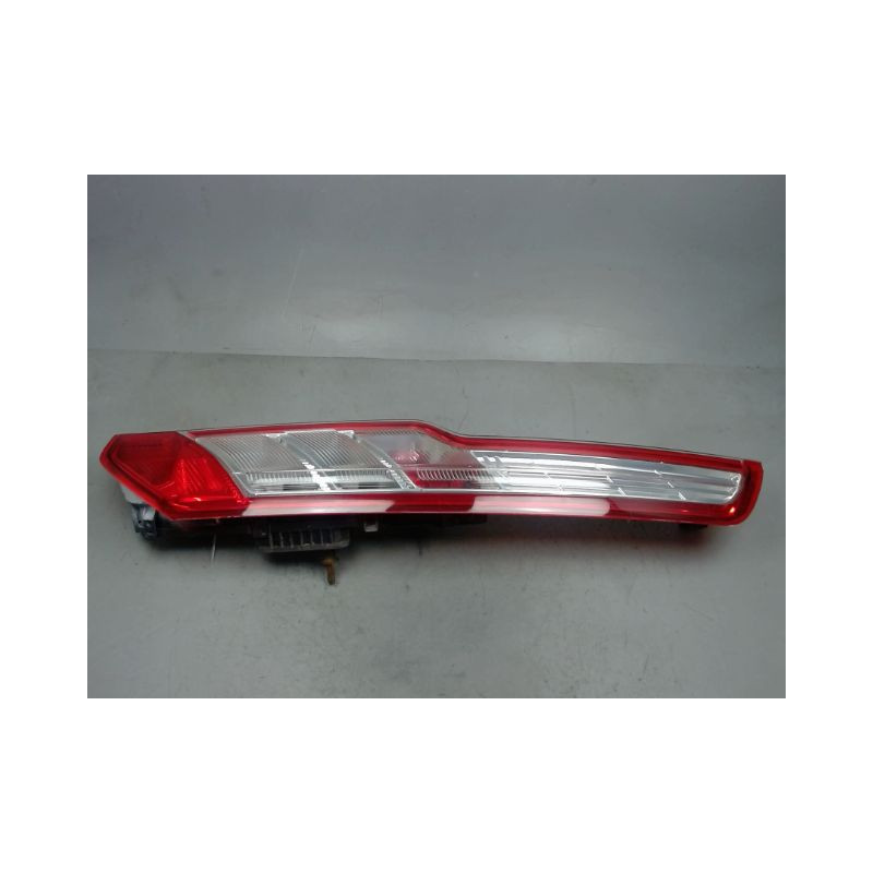 FEU ARRIERE DROIT FORD T.CUSTOM