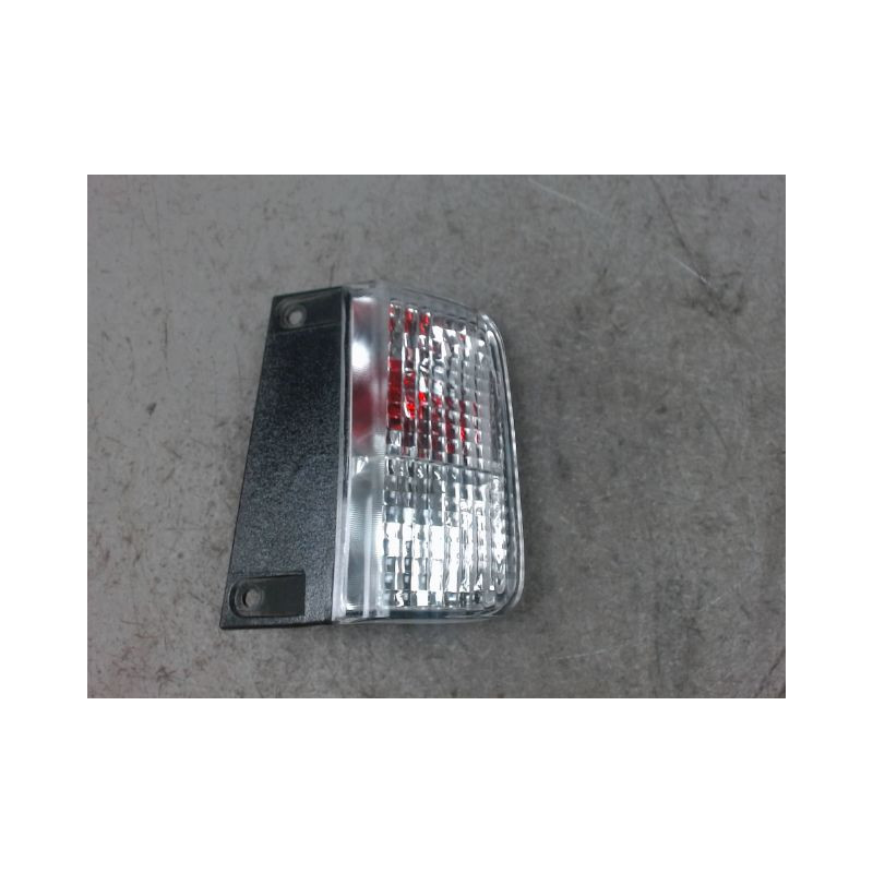 FEU BROUILLARD ARRIERE GAUCHE RENAULT TRAFIC