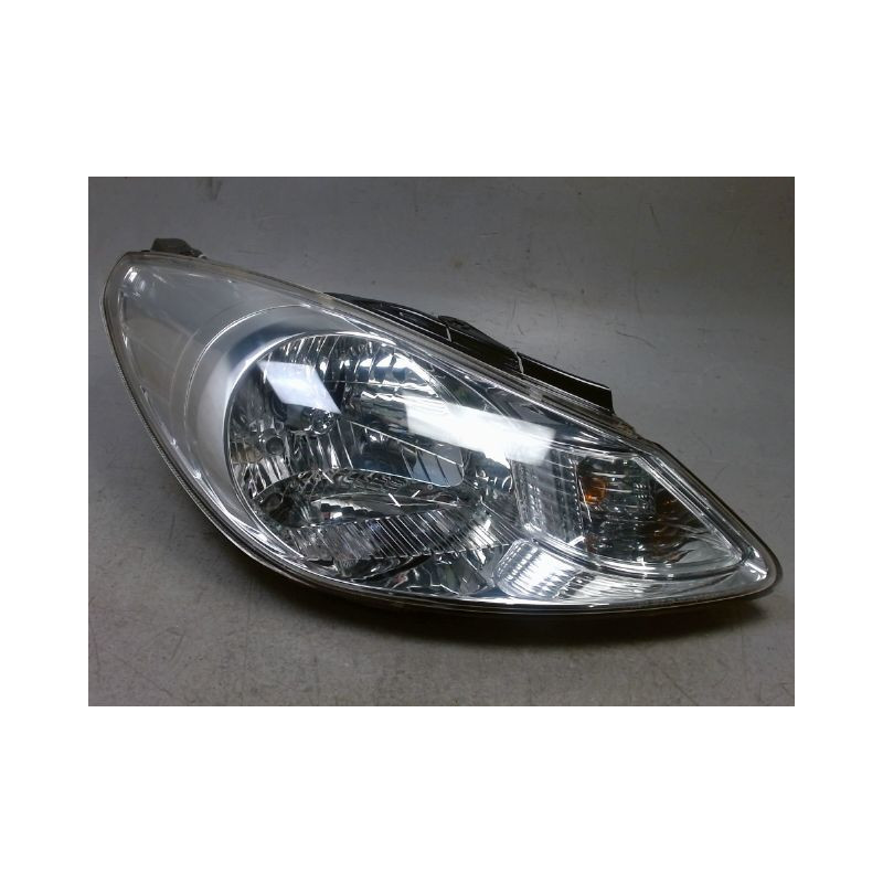 PHARE DROIT HYUNDAI I10