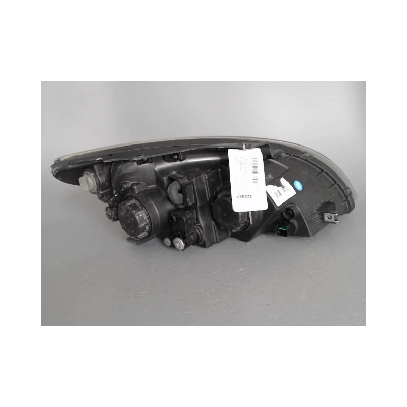 PHARE GAUCHE HYUNDAI I 30 2007-