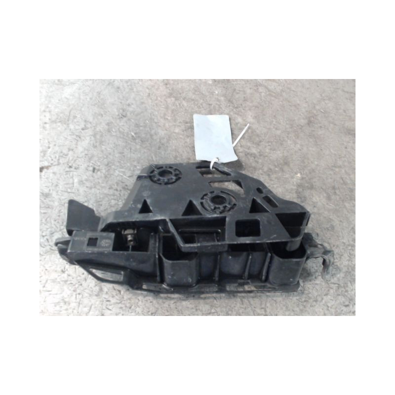 SUPPORT PARE-CHOC AVG PEUGEOT 3008 2009-