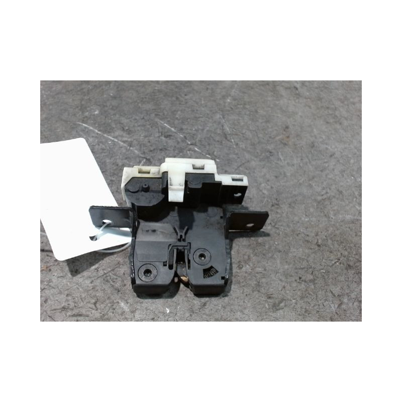 SERRURE HAYON  RENAULT MEGANE II PH1 02-05