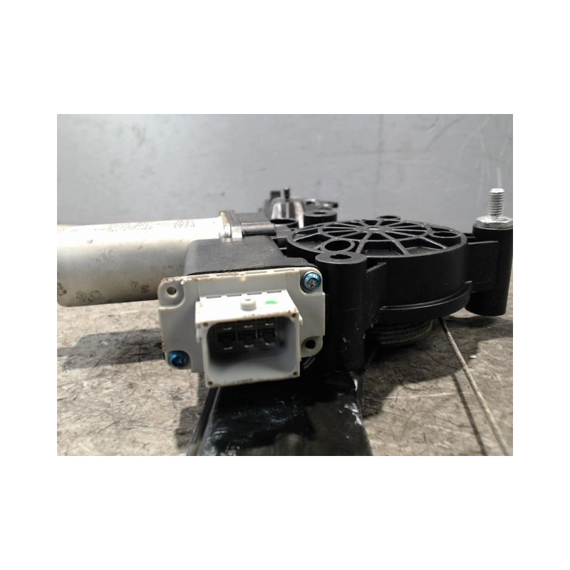 MECANISME+MOTEUR LEVE-GLACE AVANT GAUCHE FIAT BRAVO 2007-