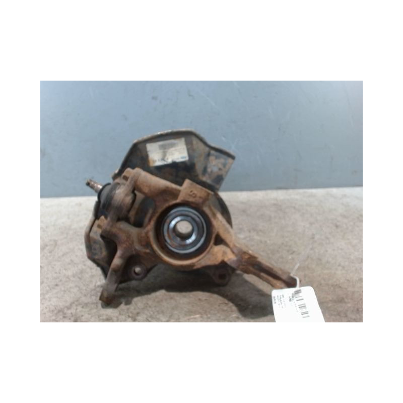 PIVOT AVANT DROIT KIA CARENS 2002-