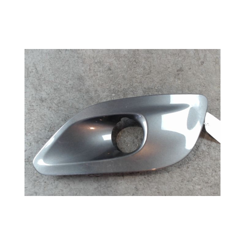 OBTURATEUR PHARE ADDITIONNEL PARE-CHOC AVG PEUGEOT 308 2011-