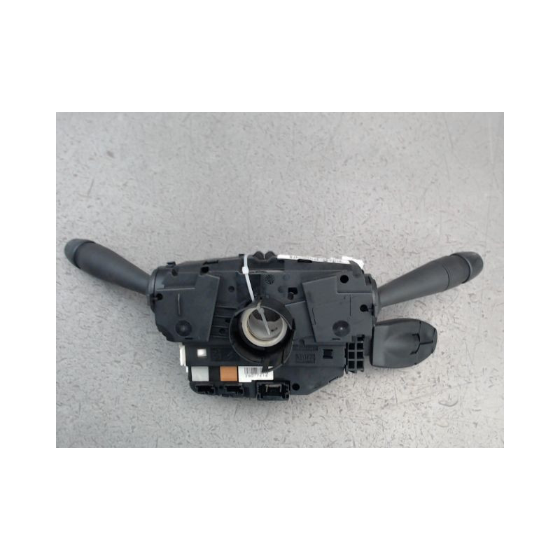 BLOC COMMODOS PEUGEOT 208