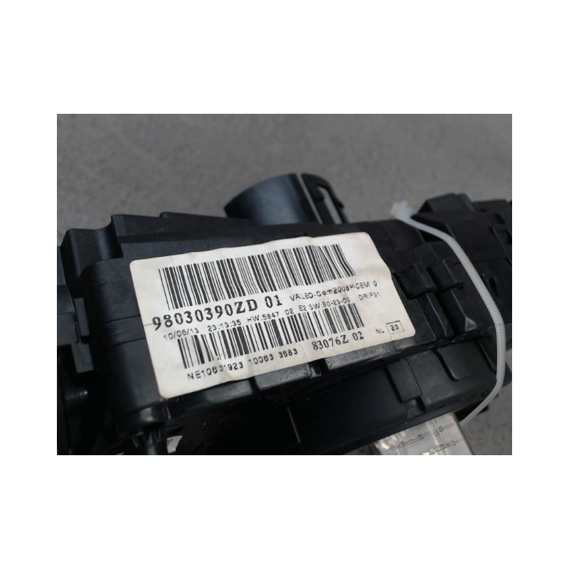 BLOC COMMODOS PEUGEOT 208