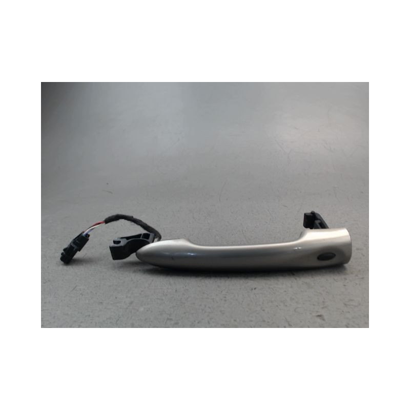 POIGNEE EXTERIEURE PORTE AVANT GAUCHE RENAULT MEGANE