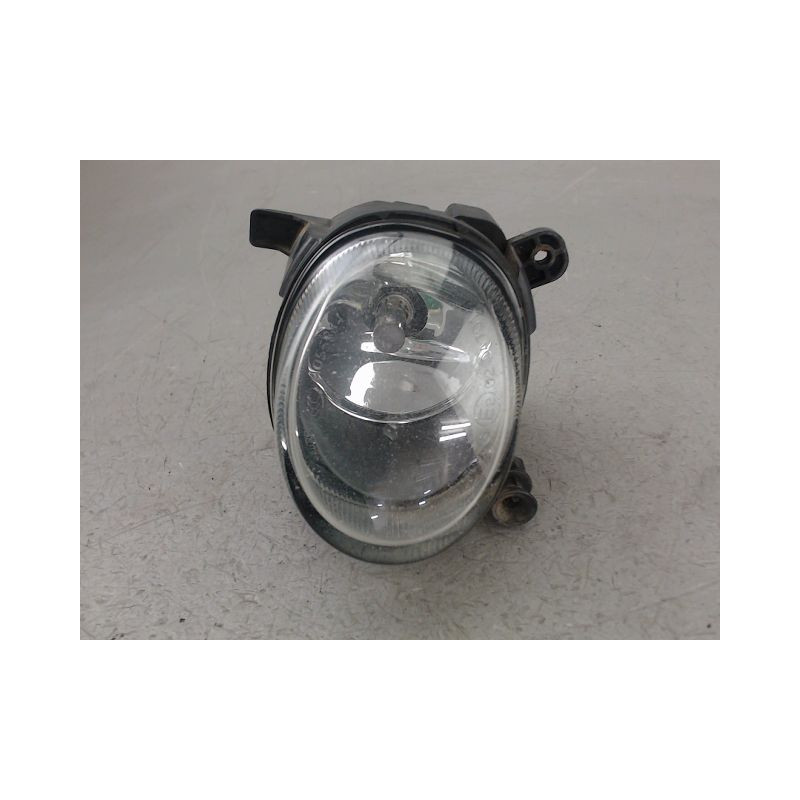 PHARE ANTIBROUILLARD AVANT GAUCHE AUDI A1