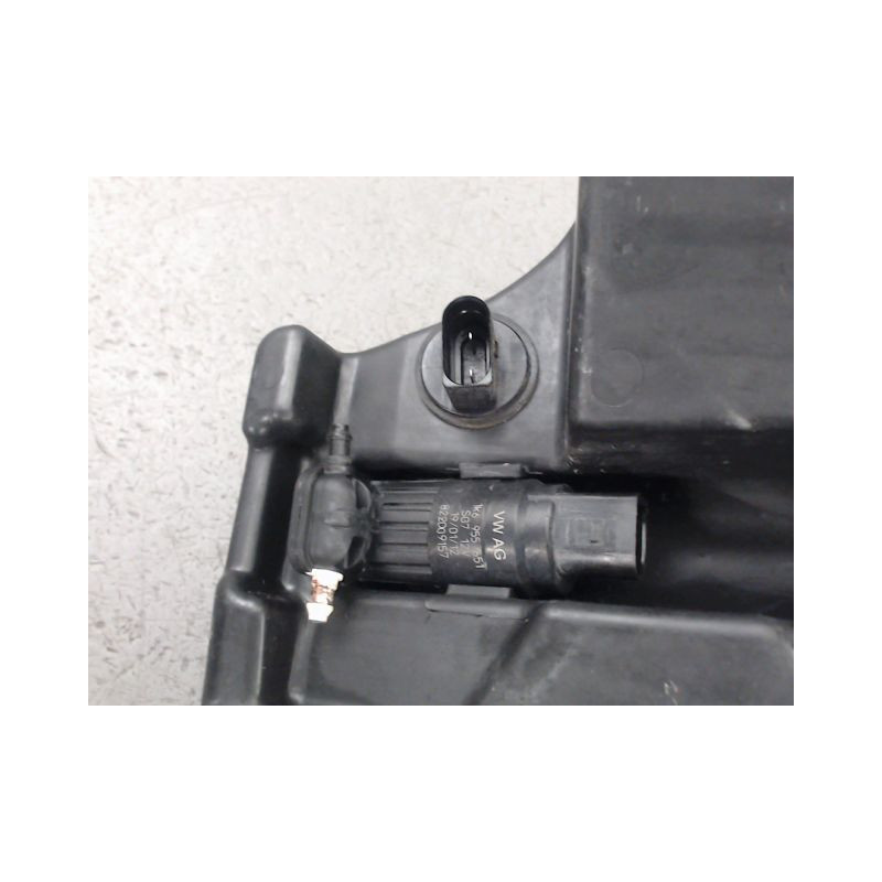 RESERVOIR LAVE-GLACE AVANT AUDI A1