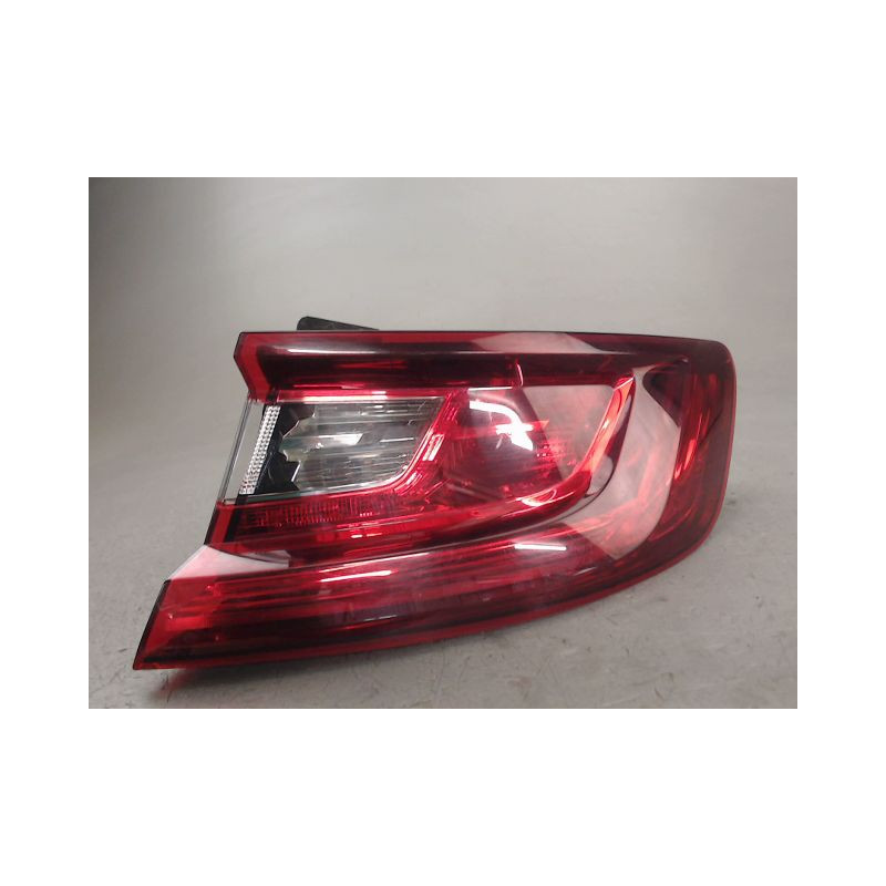 FEU ARRIERE DROIT RENAULT MEGANE