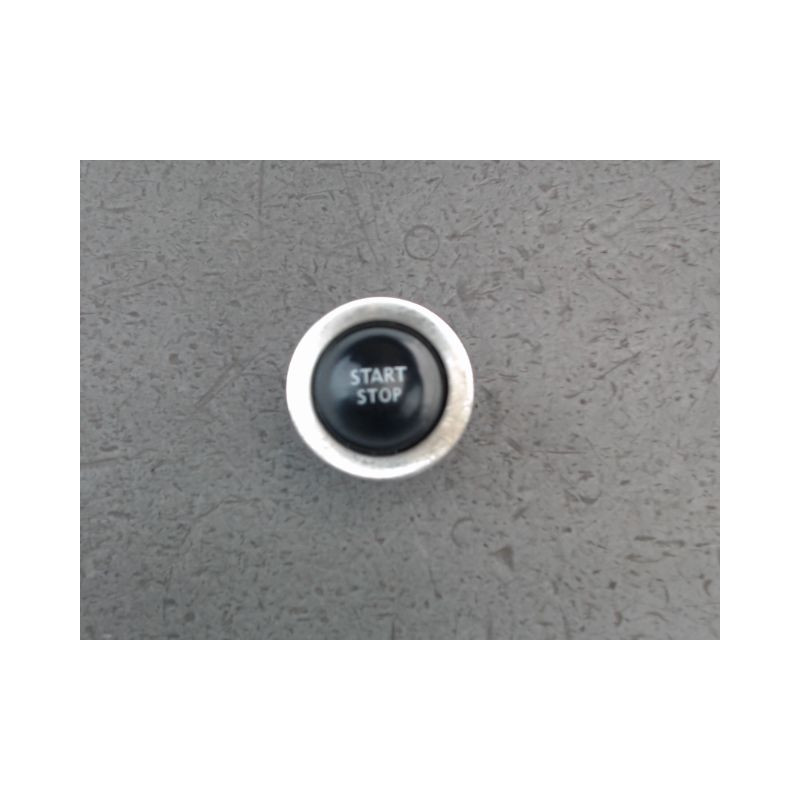 BOUTON DE DEMARRAGE RENAULT MEGANE