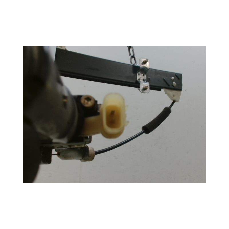 MECANISME+MOTEUR LEVE-GLACE AVANT GAUCHE HYUNDAI GETZ Phase 2 2005-2010