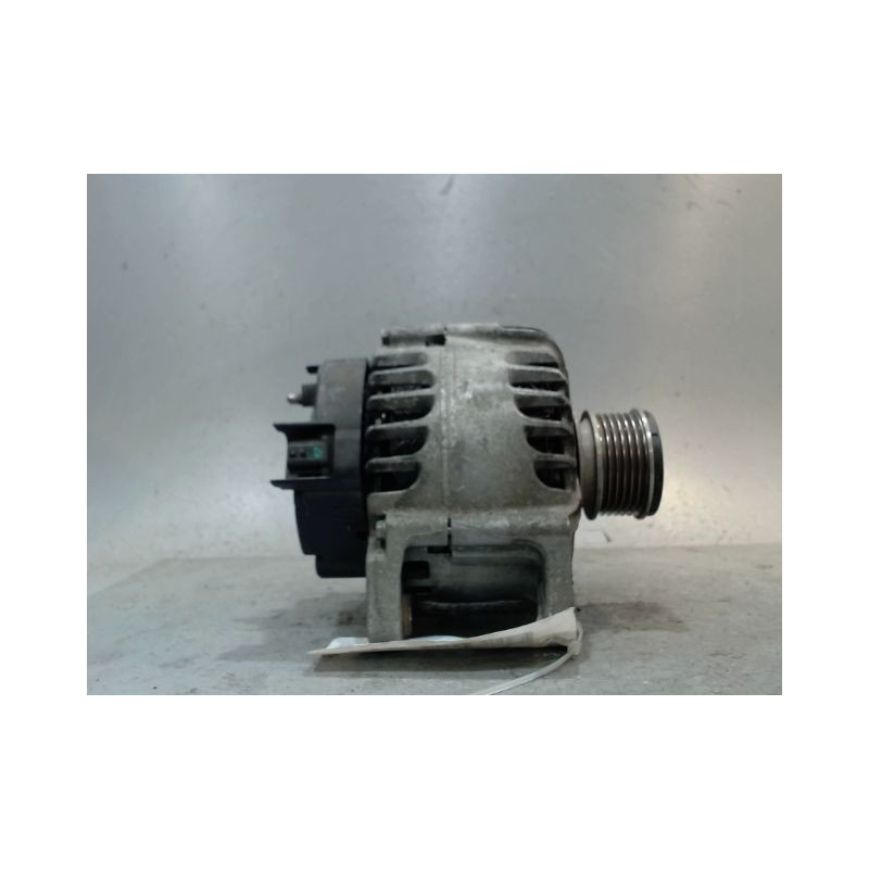 ALTERNATEUR RENAULT CLIO