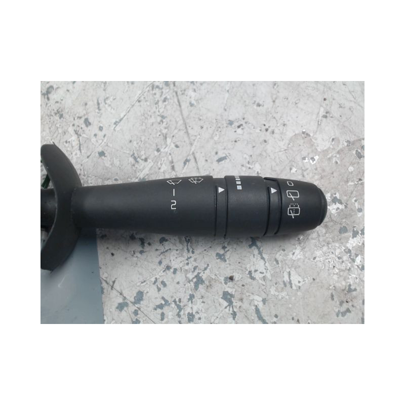 COMMANDE ESSUIE GLACE RENAULT TWINGO 2 2010-
