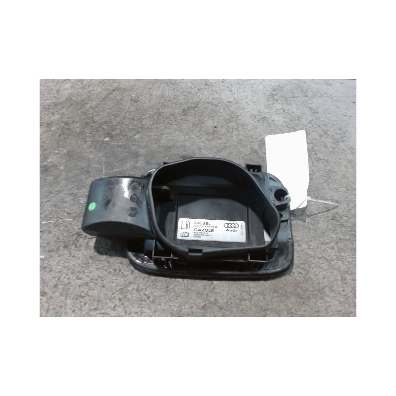 VOLET DE TRAPPE CARBURANT AUDI A4