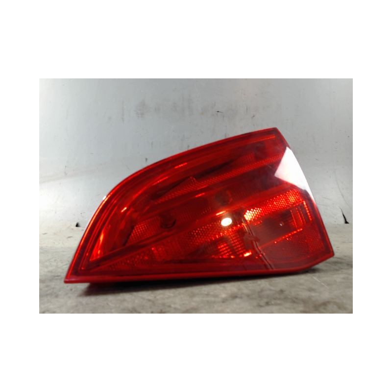 FEU ARRIERE INTERIEUR DROIT AUDI A4