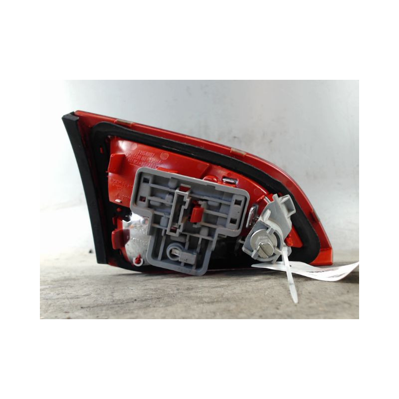 FEU ARRIERE INTERIEUR DROIT AUDI A4