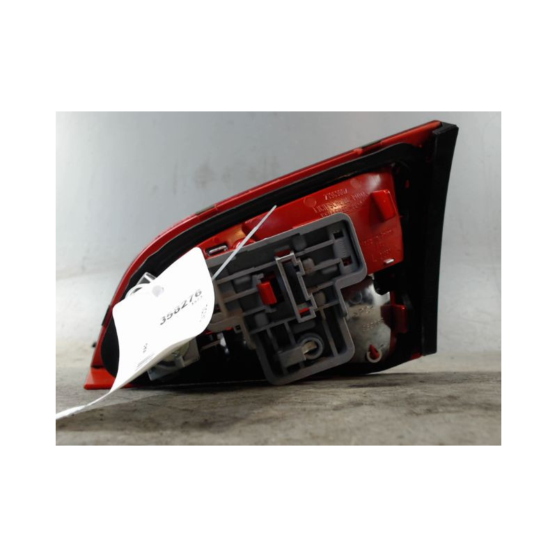FEU ARRIERE INTERIEUR GAUCHE AUDI A4