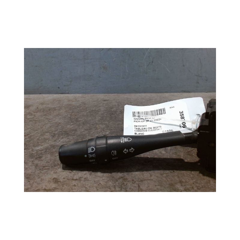 COMMANDE CLIGNOTANT NISSAN PICK-UP 2P 2002-
