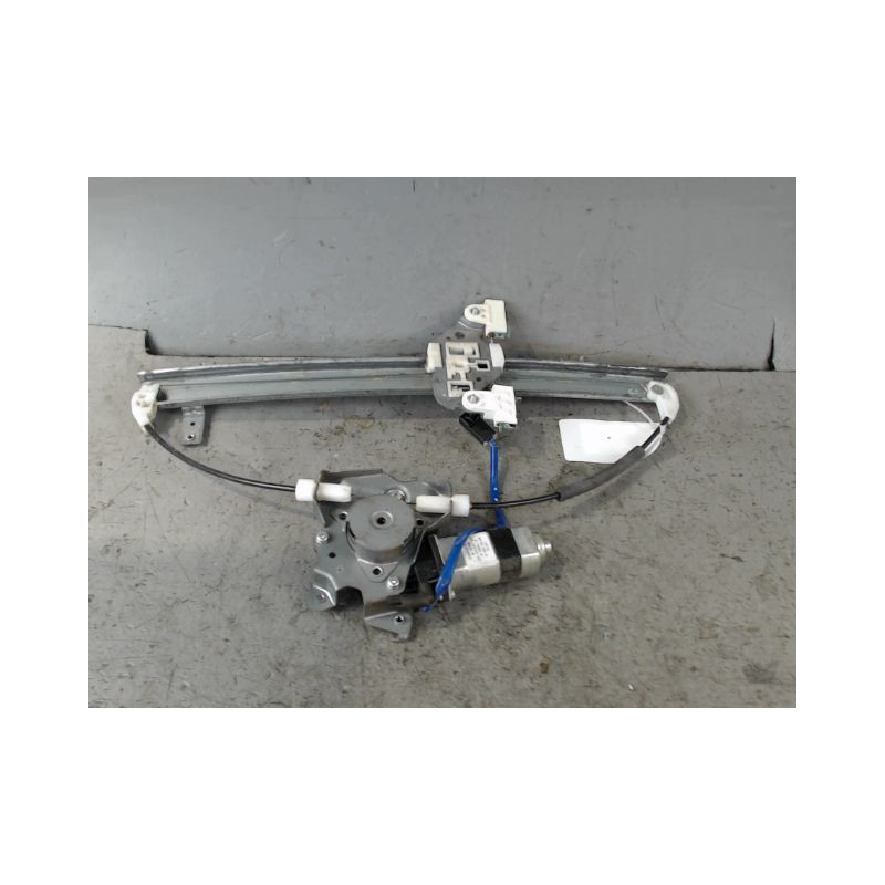 MECANISME+MOTEUR LEVE-GLACE AVANT DROIT NISSAN PICK-UP 2P 2002-