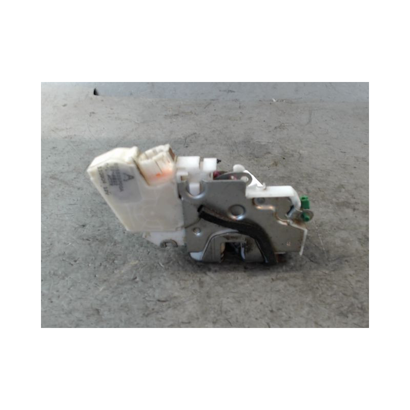 SYSTEME CONDAMNATION AVANT DROIT NISSAN PICK-UP 2P 2002-