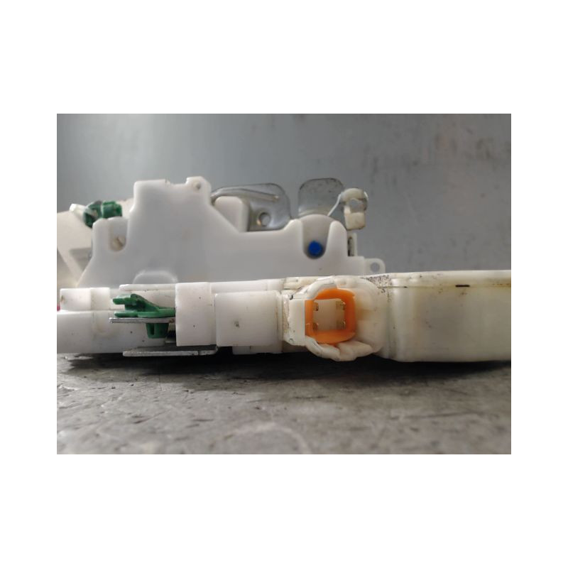 SYSTEME CONDAMNATION AVANT GAUCHE NISSAN PICK-UP 2P 2002-