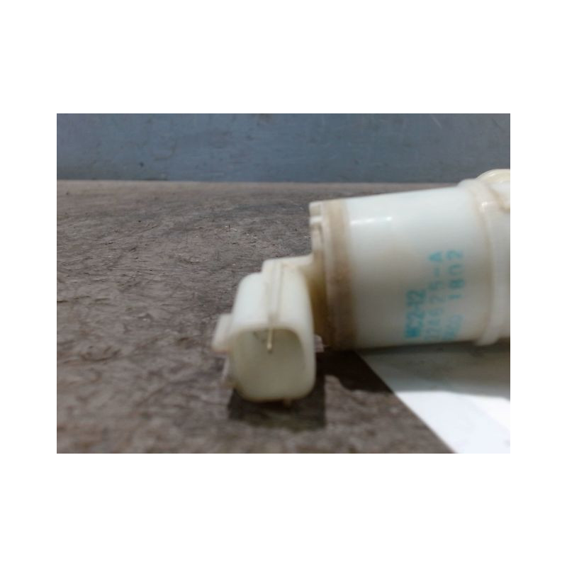 POMPE LAVE-GLACE AVANT NISSAN PICK-UP 2P 2002-