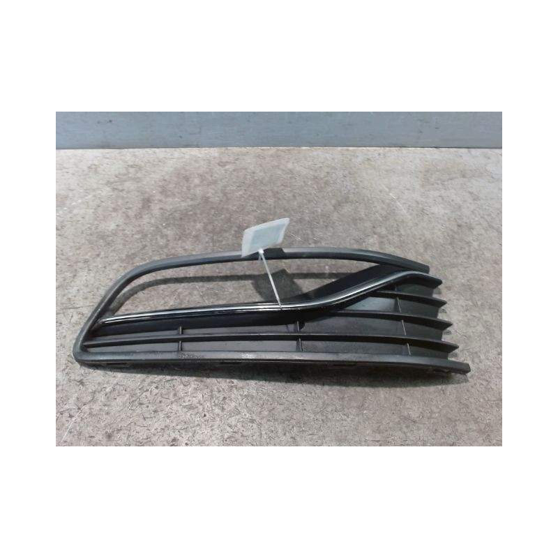 OBTURATEUR PHARE ADDITIONNEL PARE-CHOC AVD VOLKSWAGEN POLO 2009-
