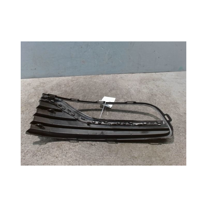 OBTURATEUR PHARE ADDITIONNEL PARE-CHOC AVD VOLKSWAGEN POLO 2009-