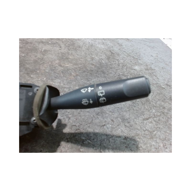 BLOC COMMODOS CITROEN SAXO 99-